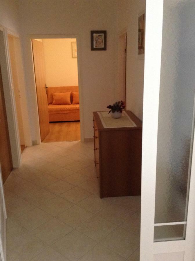 Apartment Biserka Barbat na Rabu Εξωτερικό φωτογραφία