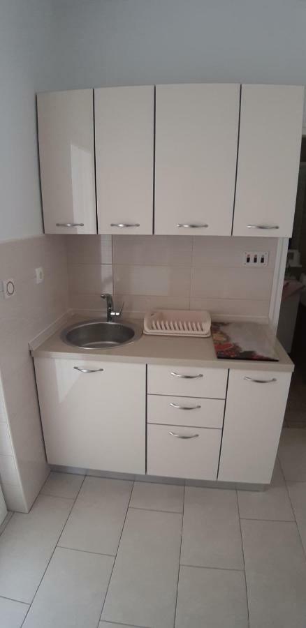 Apartment Biserka Barbat na Rabu Εξωτερικό φωτογραφία