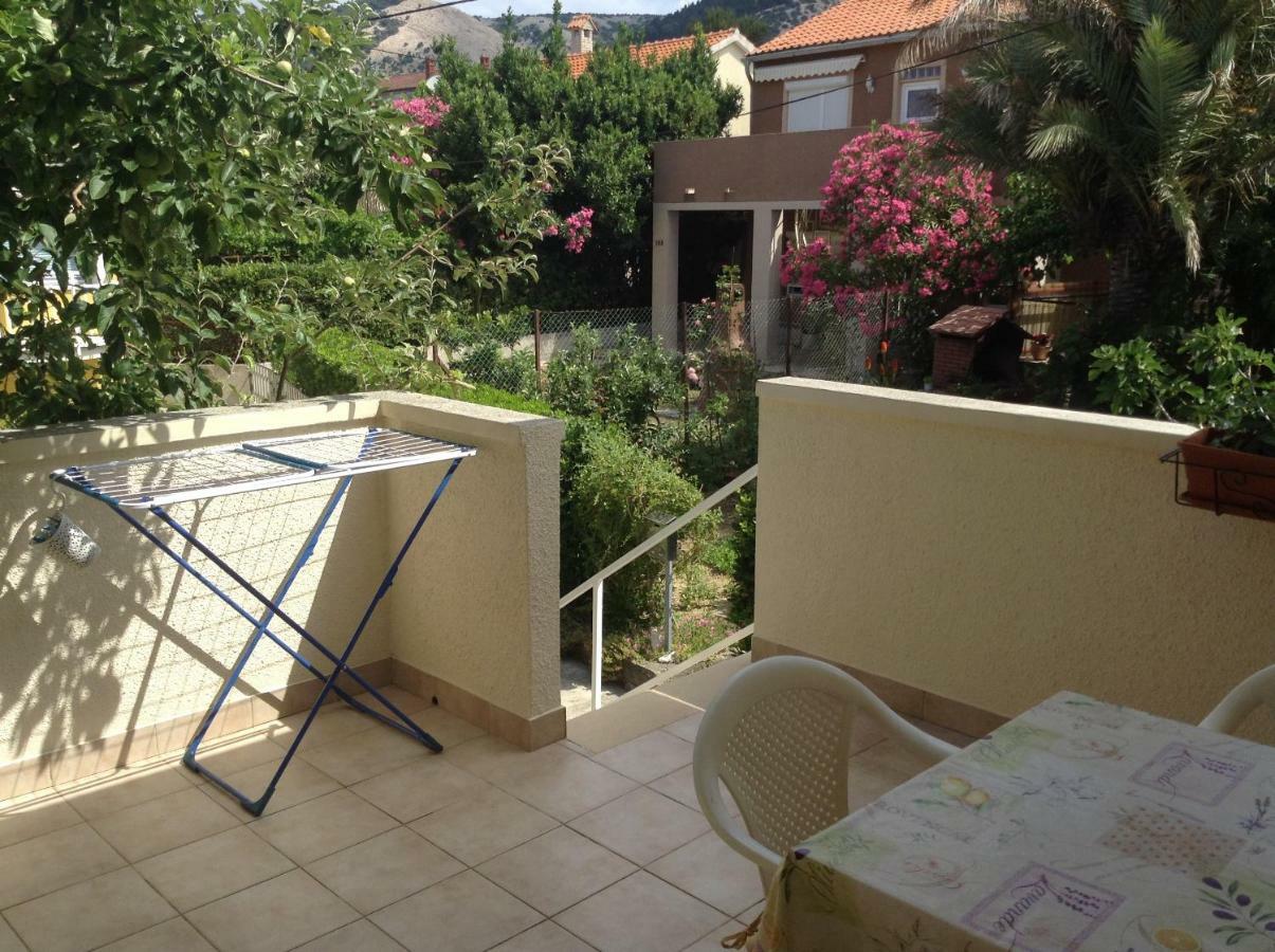 Apartment Biserka Barbat na Rabu Εξωτερικό φωτογραφία